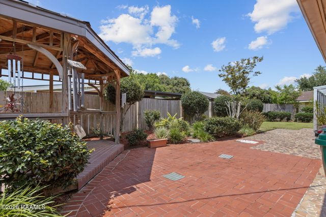 209 Robert Drive, Lafayette, LA 70506