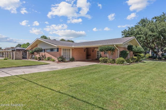 209 Robert Drive, Lafayette, LA 70506