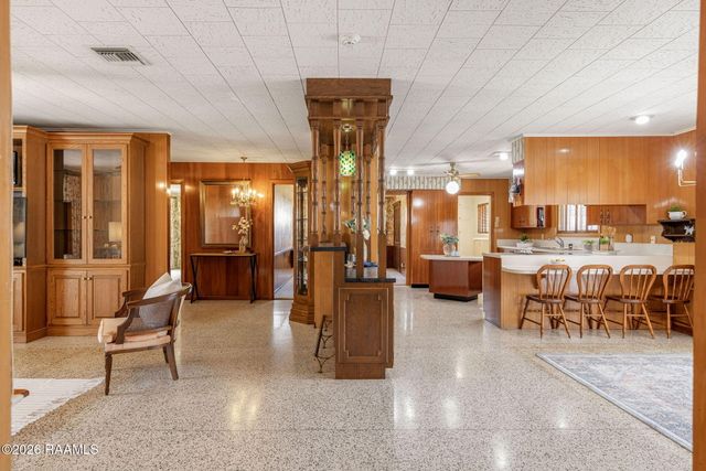 209 Robert Drive, Lafayette, LA 70506