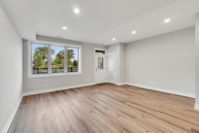 4167 S Halsted Street, Chicago, IL 60609