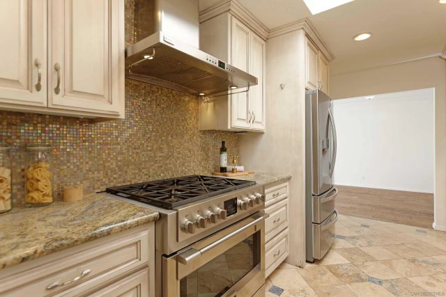 619 Bonair Way, La Jolla, CA 92037