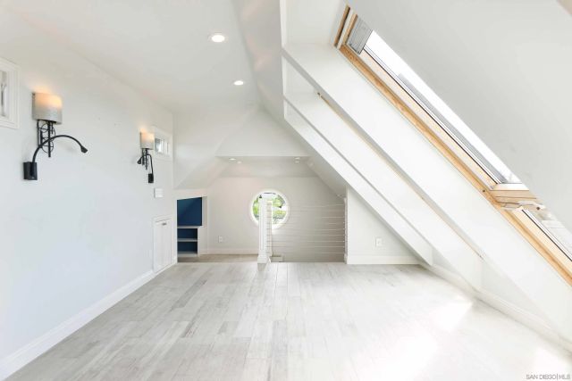 619 Bonair Way, La Jolla, CA 92037