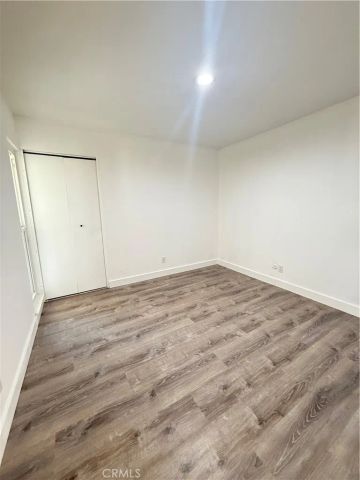 1765 W Glenoaks, Anaheim, CA 92801