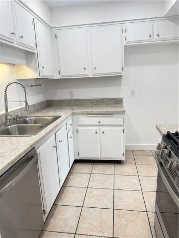 1765 W Glenoaks, Anaheim, CA 92801