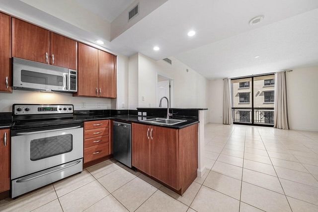 801 S Olive Avenue 717, West Palm Beach, FL 33401