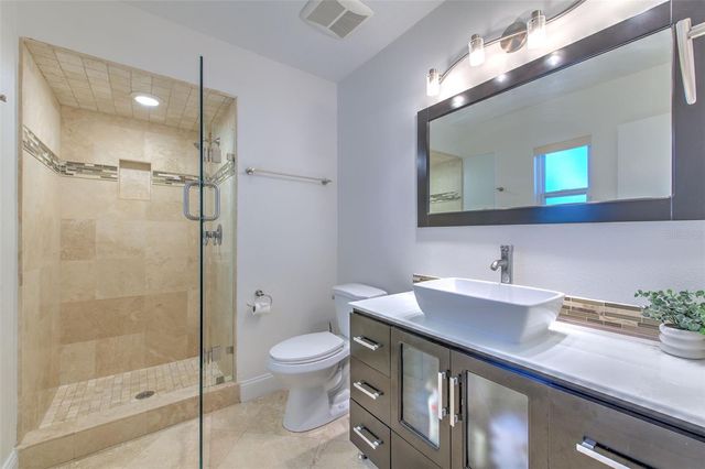 3208 W HAWTHORNE ROAD, Tampa, FL 33611