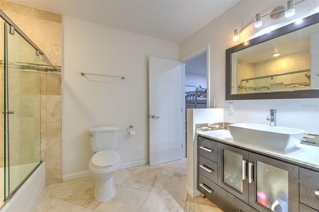 3208 W HAWTHORNE ROAD, Tampa, FL 33611