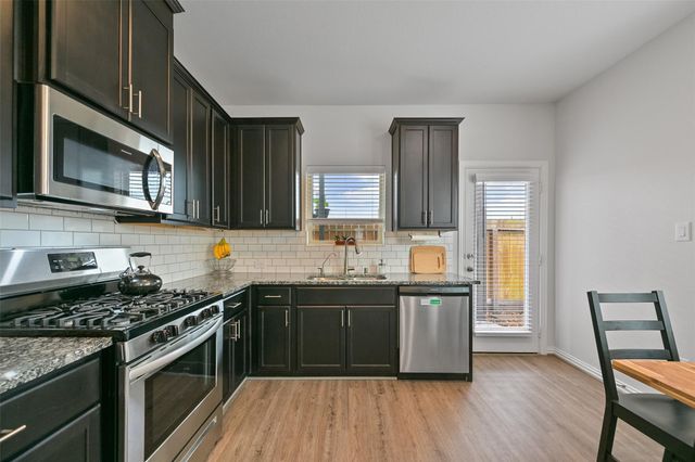 7123 Elgin Street, Pearland, TX 77584