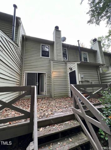 10 Willow Bridge Drive, Durham, NC 27707