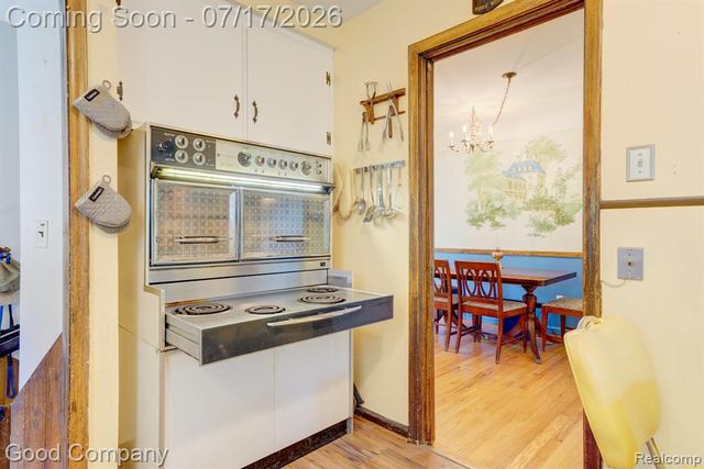 24310 Manistee Street, Oak Park, MI 48237