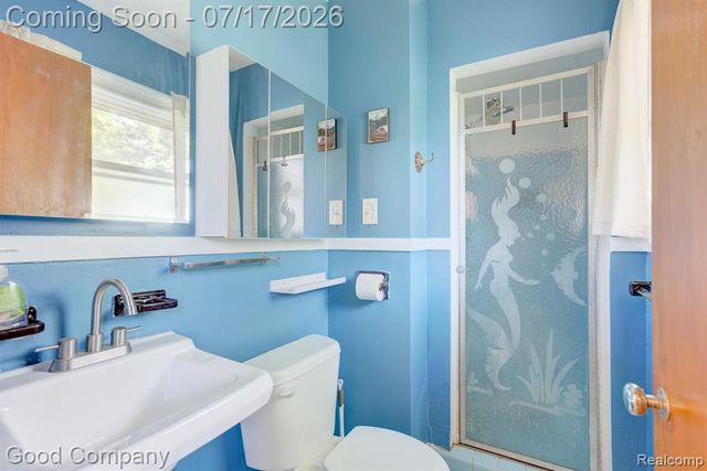 24310 Manistee Street, Oak Park, MI 48237