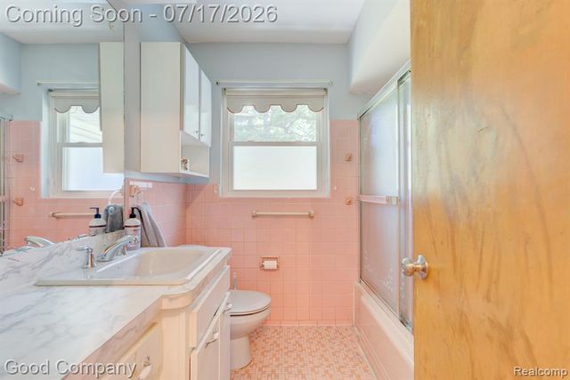 24310 Manistee Street, Oak Park, MI 48237