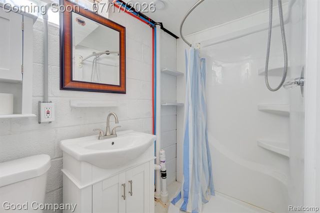 24310 Manistee Street, Oak Park, MI 48237