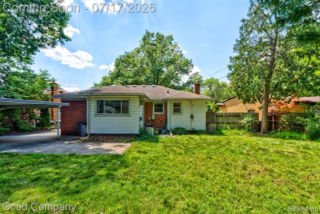 24310 Manistee Street, Oak Park, MI 48237
