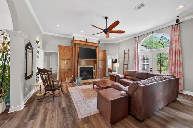 31 Gleneagle Drive, Cabot, AR 72023