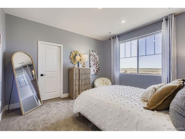 46427 Heritage Ave, Bennett, CO 80102