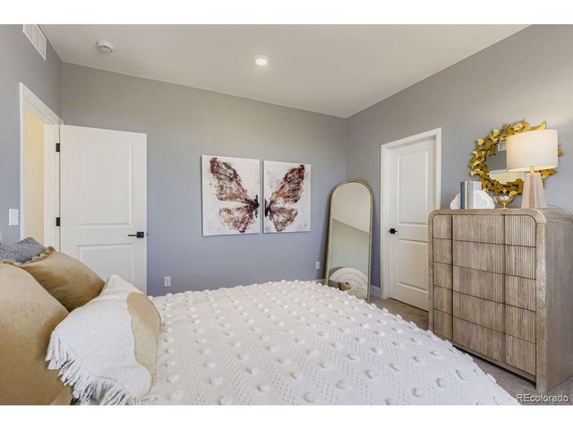 46427 Heritage Ave, Bennett, CO 80102