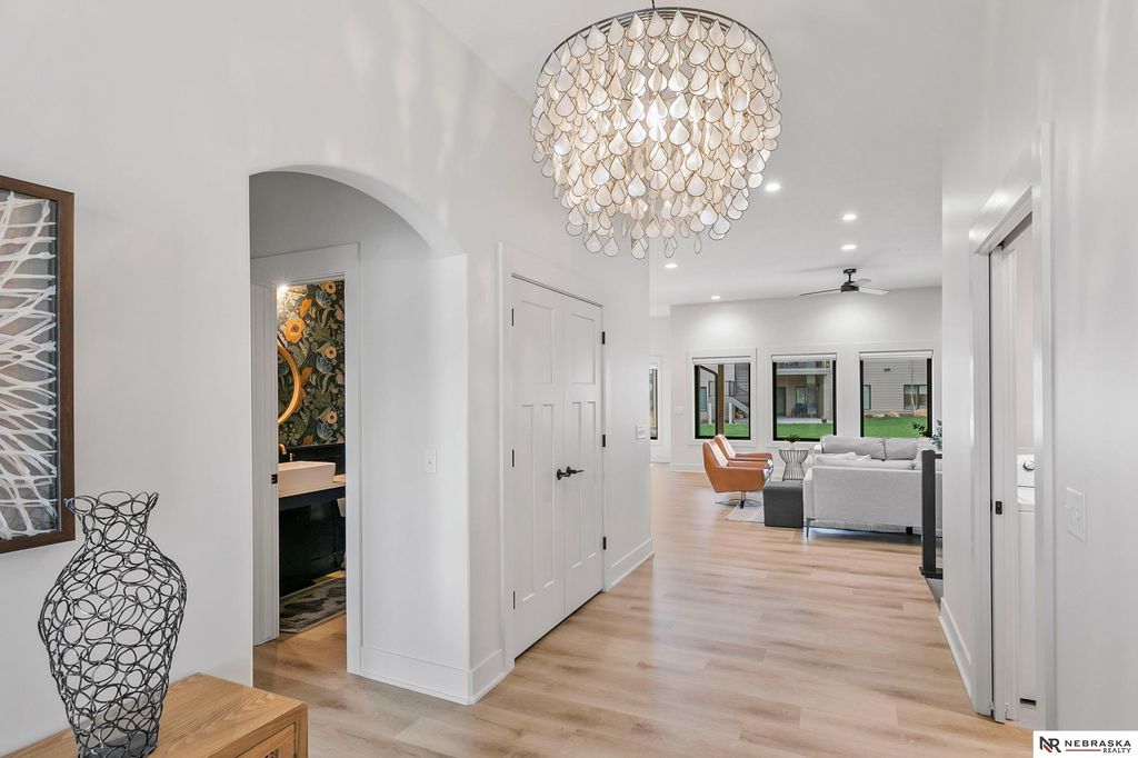 8819 Appaloosa Lane, Lincoln, NE 68520