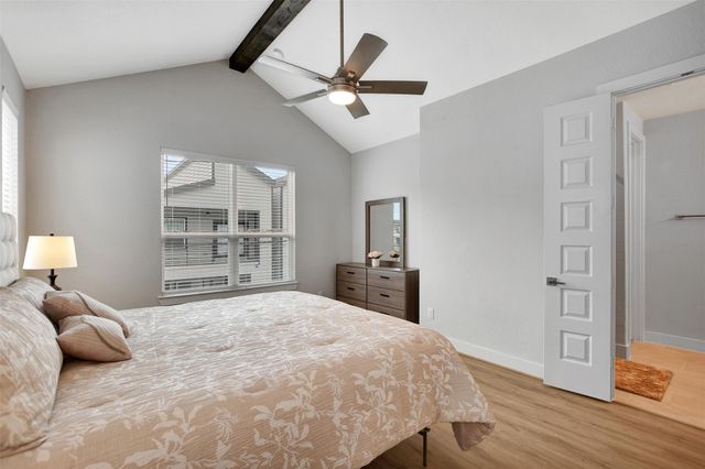 119 E 43rd Street B, Houston, TX 77018