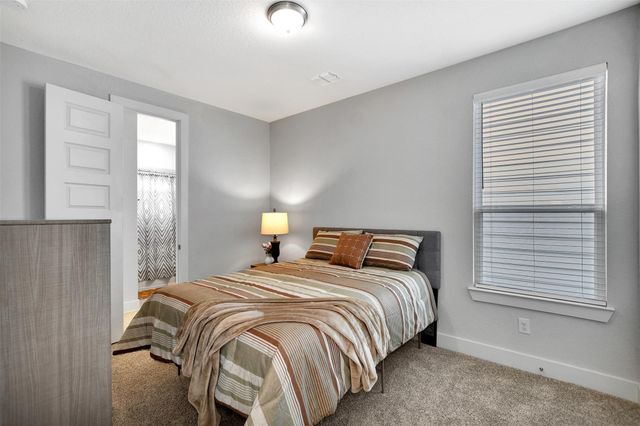 119 E 43rd Street B, Houston, TX 77018