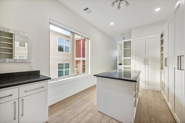 710 Stanford Street C, Houston, TX 77019