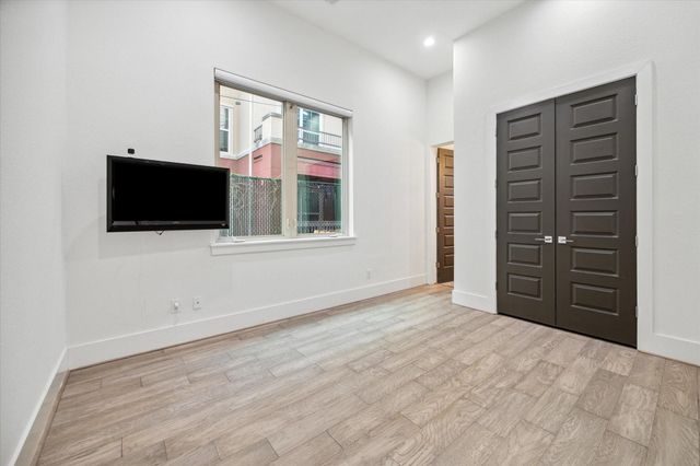 710 Stanford Street C, Houston, TX 77019