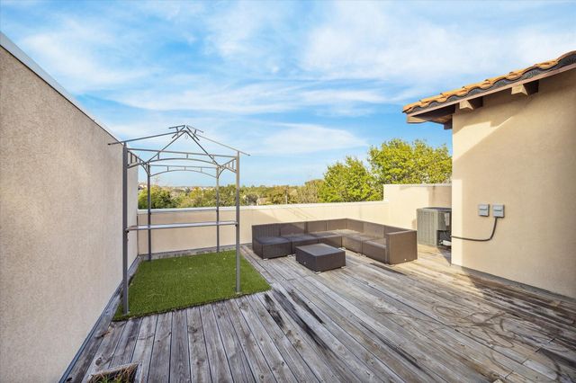 710 Stanford Street C, Houston, TX 77019
