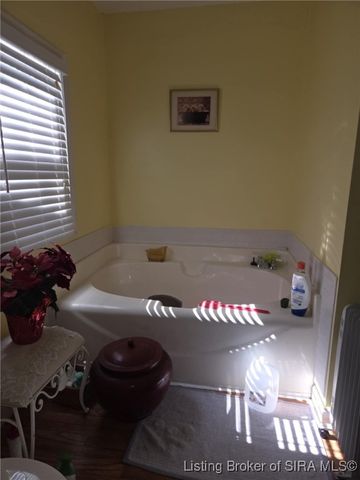 41 Rural Street, Austin, IN 47102