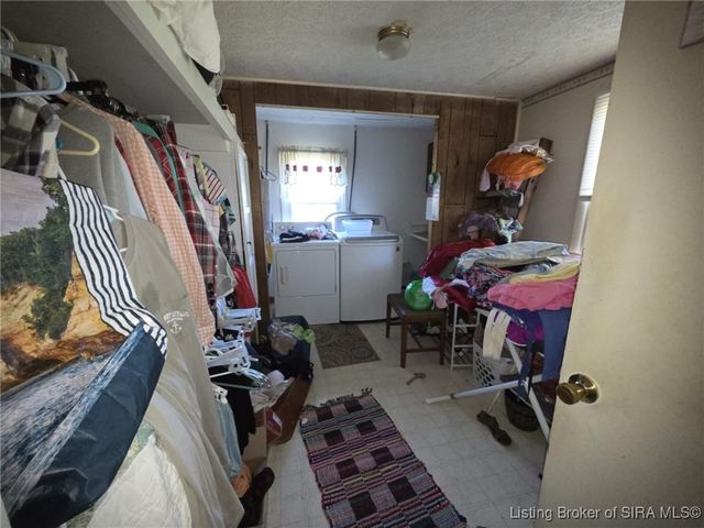 41 Rural Street, Austin, IN 47102