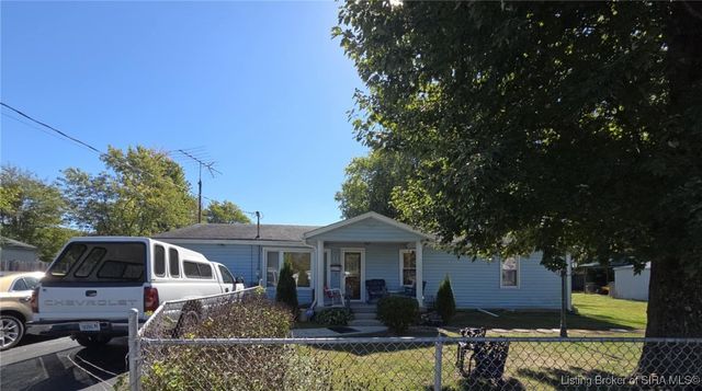 41 Rural Street, Austin, IN 47102