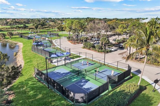 3058 Aviamar CIR, Naples, FL 34114