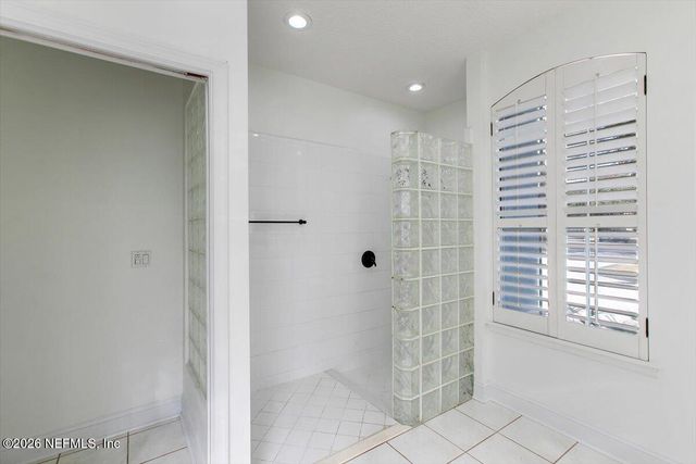 8278 PERSIMMON HILL Lane, Jacksonville, FL 32256