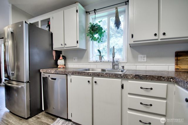 18434 Apricot Street SW, Rochester, WA 98579