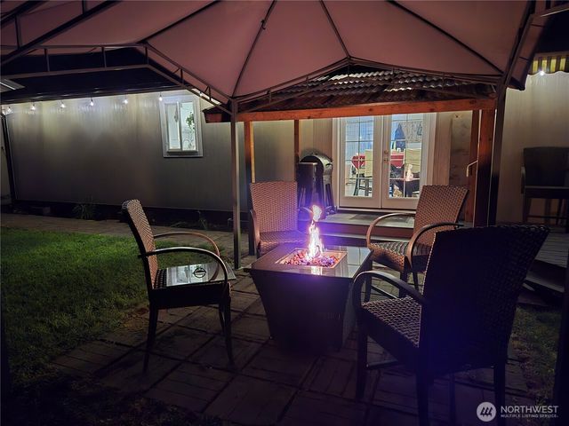 18434 Apricot Street SW, Rochester, WA 98579