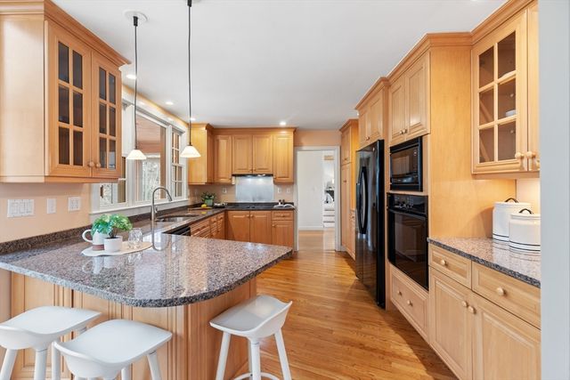 4 Stony Brook Rd, Arlington, MA 02476