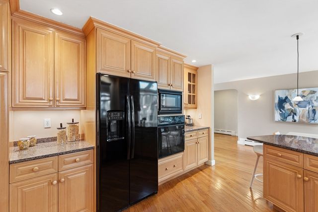 4 Stony Brook Rd, Arlington, MA 02476