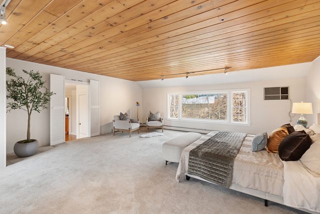 4 Stony Brook Rd, Arlington, MA 02476