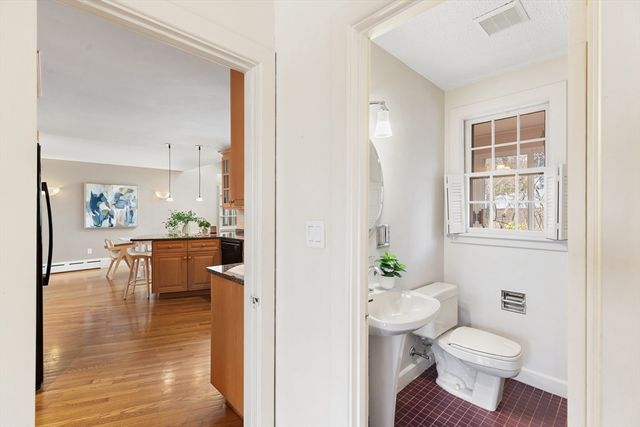 4 Stony Brook Rd, Arlington, MA 02476