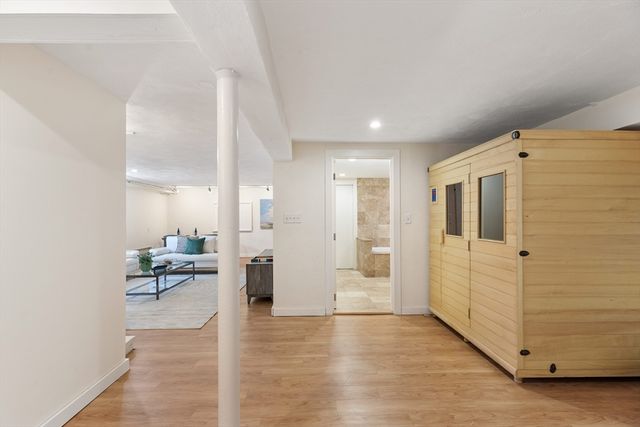 4 Stony Brook Rd, Arlington, MA 02476