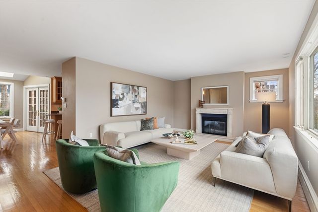 4 Stony Brook Rd, Arlington, MA 02476