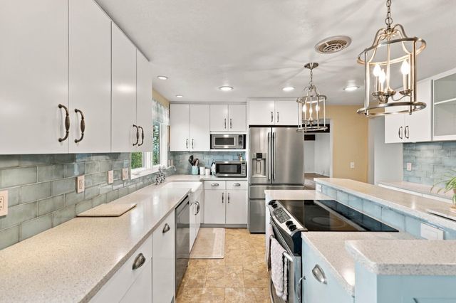 7623 N Walnut St, Spokane, WA 99208