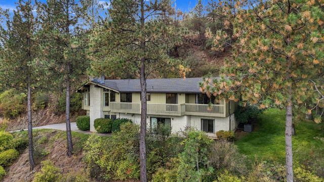 7623 N Walnut St, Spokane, WA 99208