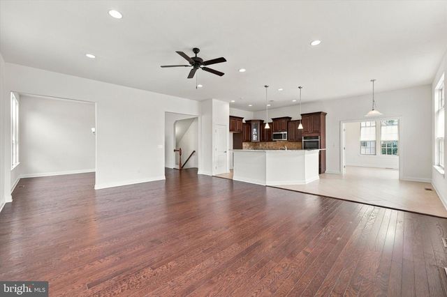 44 RAVENNA DR, West Berlin, NJ 08091