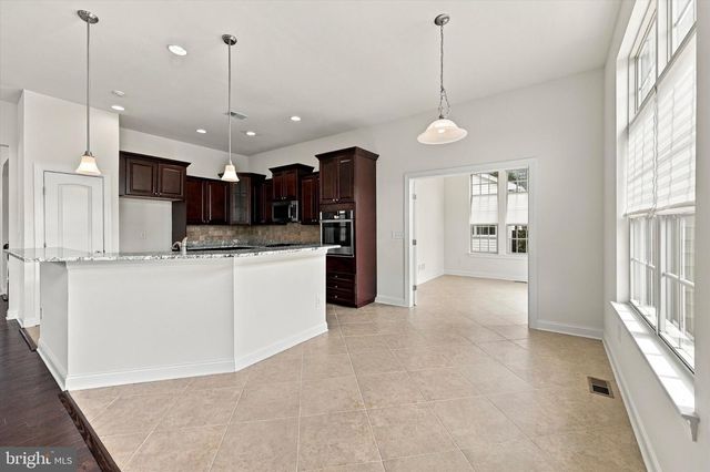 44 RAVENNA DR, West Berlin, NJ 08091