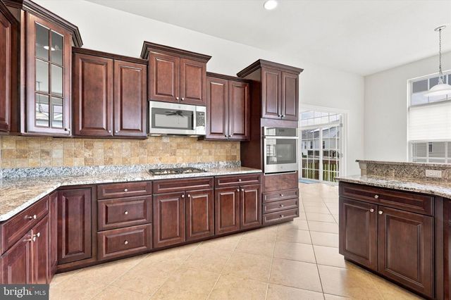 44 RAVENNA DR, West Berlin, NJ 08091