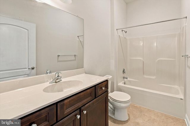 44 RAVENNA DR, West Berlin, NJ 08091