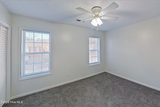 5050 Lamppost Circle, Wilmington, NC 28403