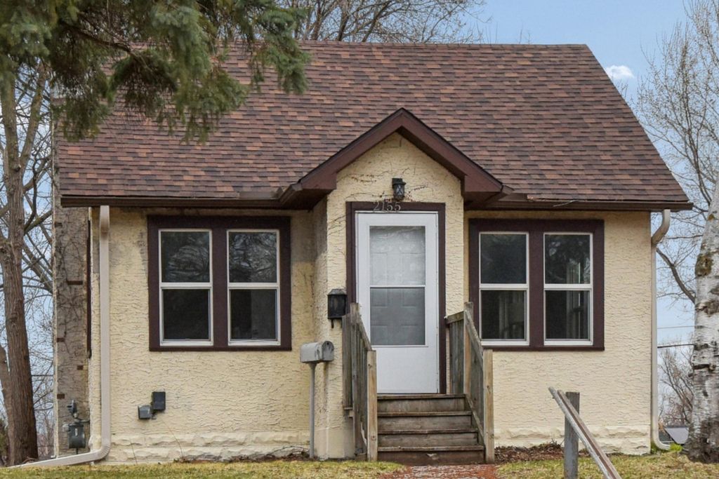 2155 Reaney Avenue E, Saint Paul, MN 55119