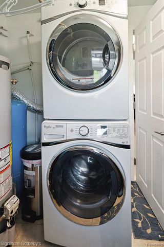 1068 Sunrise Park Street, Howell, MI 48843