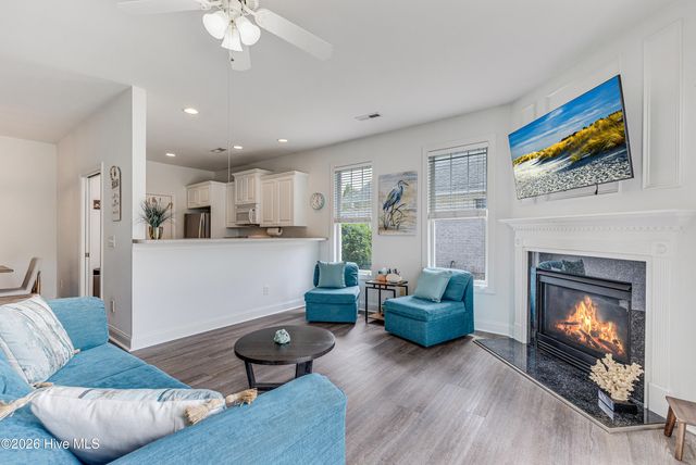 1124 Garden Club Way, Leland, NC 28451